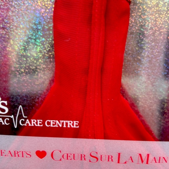 2007 Pink label HEALING HEARTS Barbie “ St. Mary’s” - Picture 13 of 16